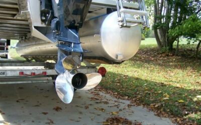 Best Pontoon Boat Propellers To Boost Speed And Improve Fuel Efficiency