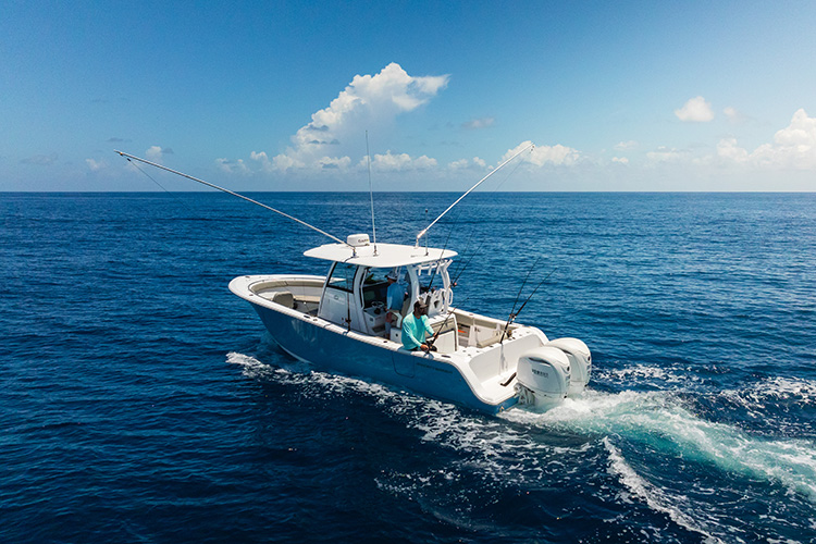 4 Stroke Vs 4 Cycle Engine: No Difference (Marine Outboard Guide)